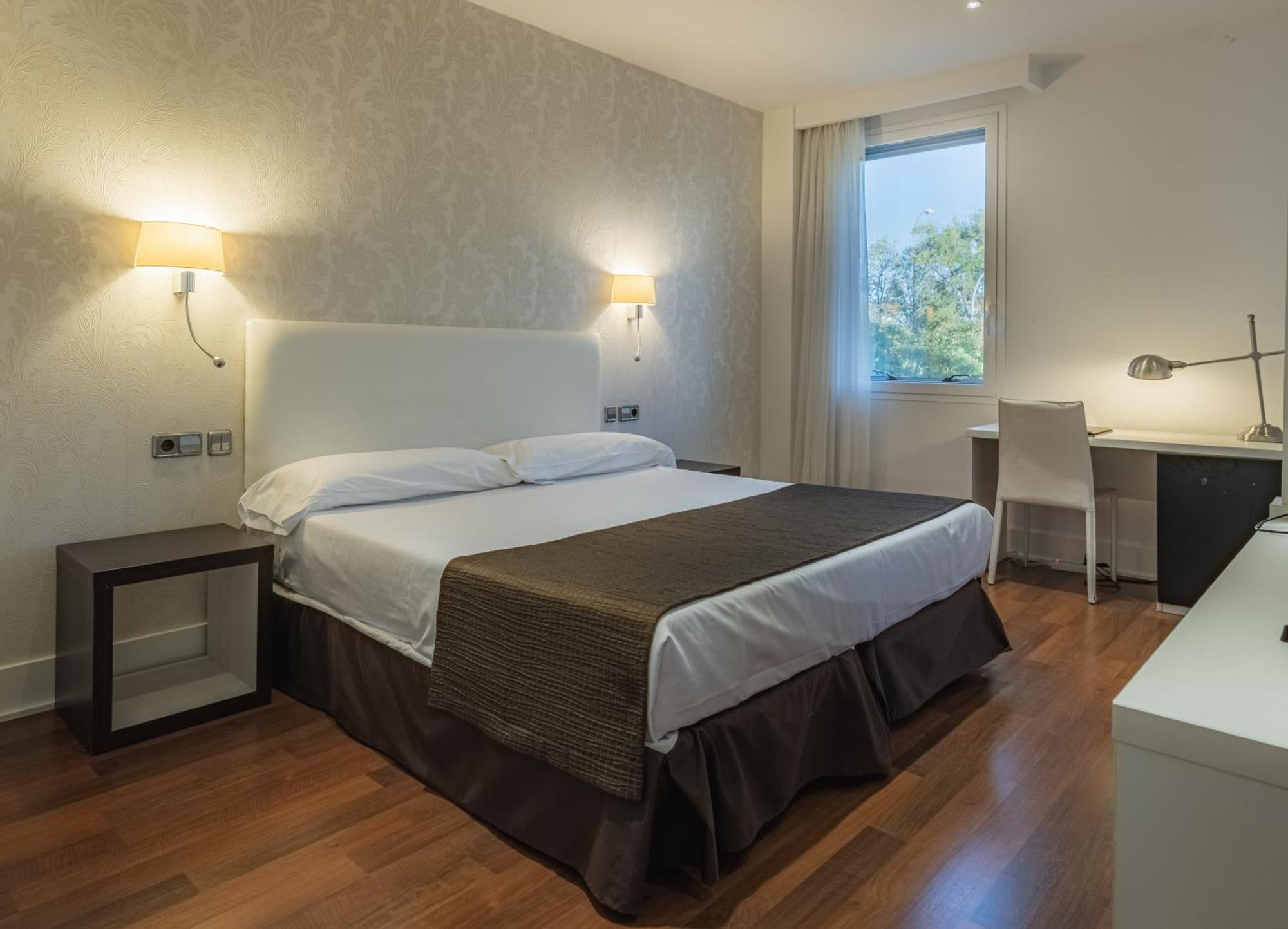 Hotel Amura 4*
